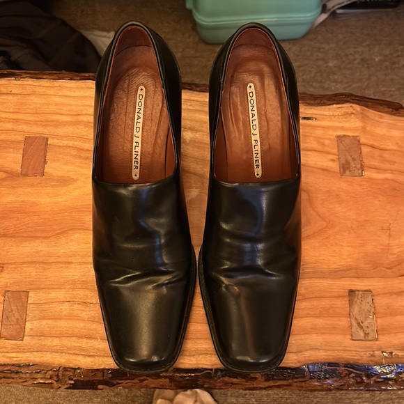 VINTAGE Donald J Pliner Women’s Leather Square Toe Heels Size 7 - Picture 5 of 6